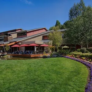 Cedarbrook Hotel